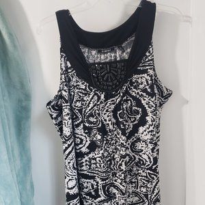 Elements xl black and white abstract dress with black beaded decor at neck